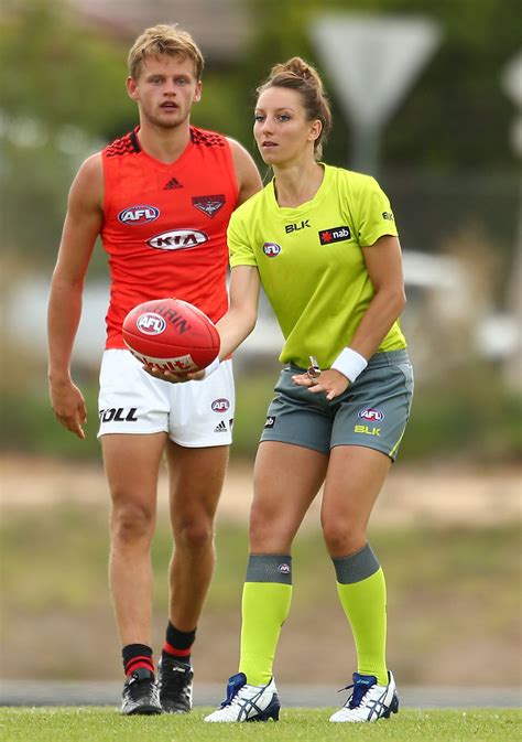 Female field umpire Eleni Glouftsis to umpire first match - AFL.com.au