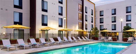 Burbank, CA Hotel Gym and Pool | SpringHill Suites Los Angeles Burbank ...