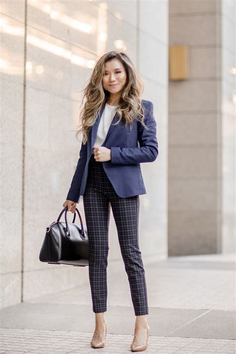 PLAID WORK OUTFITS for FALL - Miss Louie