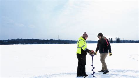 Devils Lake Ice Fishing: Your Comprehensive Guide!