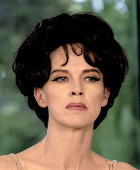 Judy Davis - Biography, Height & Life Story | Super Stars Bio