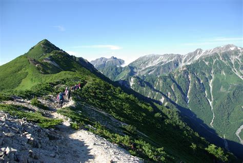 Japan Wanderlust: 5 Freaking Incredible Mountains to Hike - GaijinPot