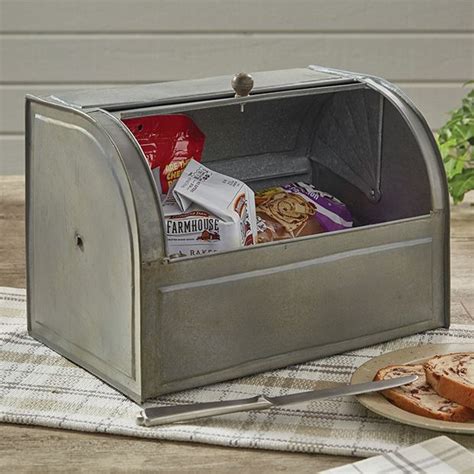 Simple Farmhouse Metal Bread Box | Antique Farmhouse