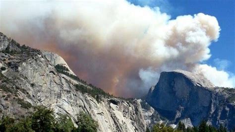 Yosemite National Park wildfire prompts evacuations - ABC13 Houston