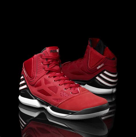 Derrick Rose Loves His Mama. Adidas Presents the adiZero Rose 2.5 'Brenda'