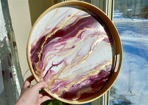 Resin pour on a tray : crafts | Diy resin art, Resin art, Diy resin crafts