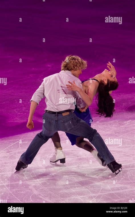 Meryl Davis and Charlie White (USA) Ice Dancing silver medalist during the Figure Skating Gala ...