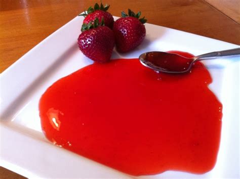 "My Cake Sweet Dreams": Homemade Strawberry Glaze