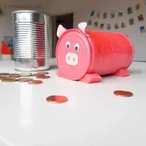 40+ Cool DIY Piggy Banks For Kids and Adults