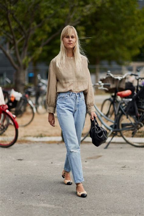 Så stylar du dina ljusa jeans – 5 snygga stylingtips | ELLE | Fashion ...