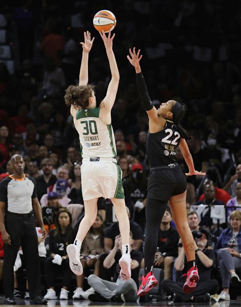 Women's Basketball Daily Briefing: WNBA MVP race heats up