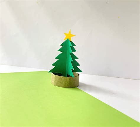 Fun and Easy 3D Paper Christmas Tree Craft for Kids to Make {with FREE printable template}