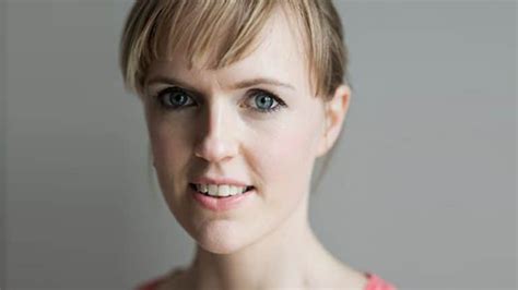 Holly Walsh - Comedian Profile | Comedy Carnival