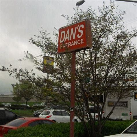 Dan's Hamburgers (Now Closed) - South Lamar - 32 tips from 1325 visitors