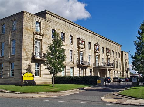 File:Bury Town Hall (2).jpg - Wikipedia