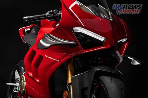 2019 Ducati Panigale V4 R | 998cc racer | More tech details! | MCNews.com.au