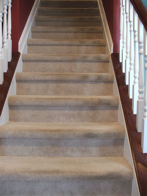 * Remodelaholic *: Under $100 Carpeted Stair To Wooden Tread Makeover DIY