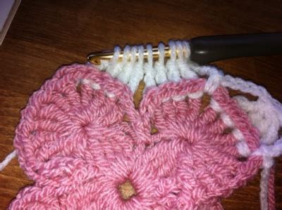 Get Hooked on Crochet: Granny a day 286 and Bavarian Crochet Lesson