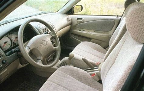 1999 Toyota Corolla Pictures - 6 Photos | Edmunds