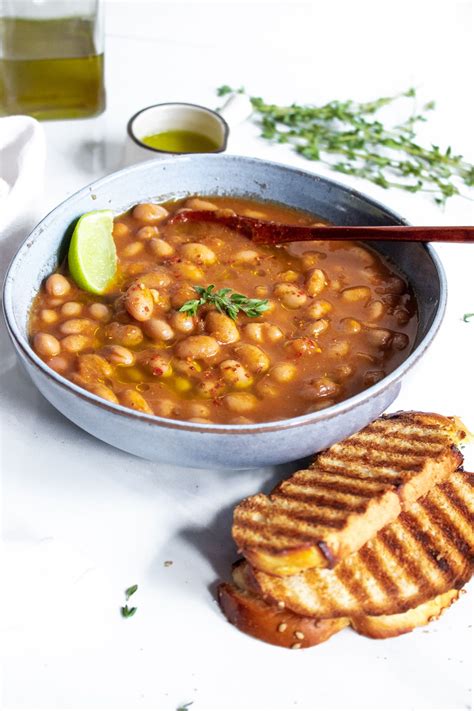One-Pot Moroccan White Bean Stew - Loubia | Recipe | Best lentil soup recipe, Bean stew, Vegan ...