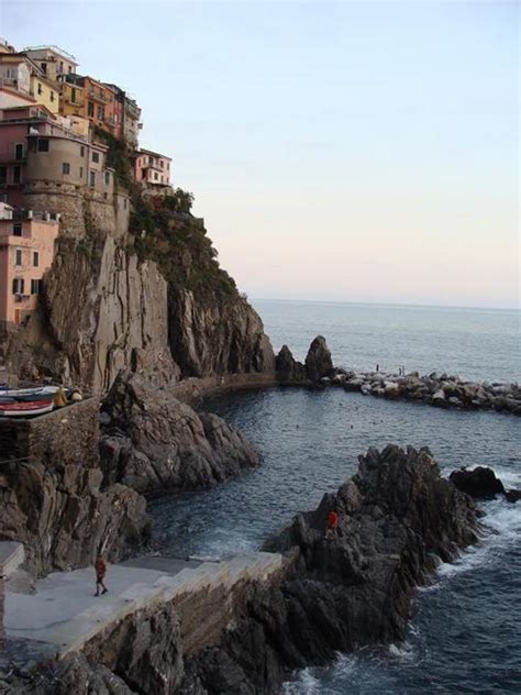 Manarola, Italy: A Beautiful Village On The Mediterranean | HubPages