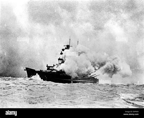 Bismarck sink hi-res stock photography and images - Alamy