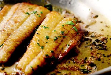 Flounder with Lemon-Butter Sauce recipe | Chefthisup