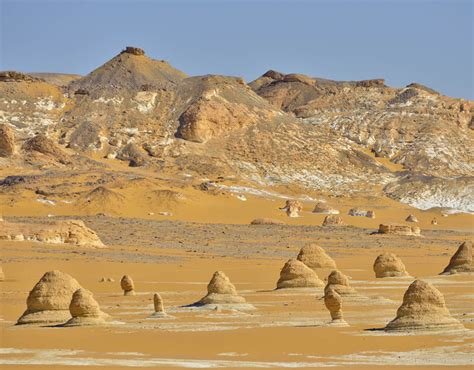 Rock Formations in the White Desert, Sahara desert | Stunning images of ...