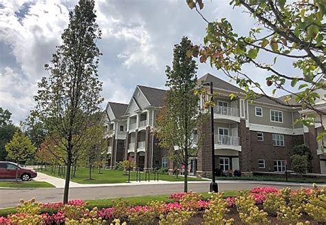 Rose Senior Living at Providence Park Apartments - Novi, MI 48374