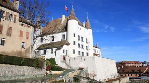 Photos of Nyon Town and Castle on Lake Geneva in Switzerland