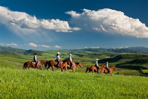 Summer Horseback Rides in Steamboat | Saddleback Ranch