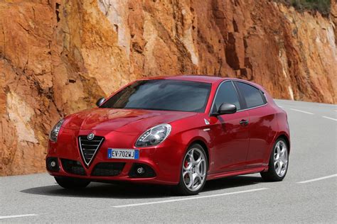 Alfa Romeo Giulietta QV review, prices and specs - Pictures | evo