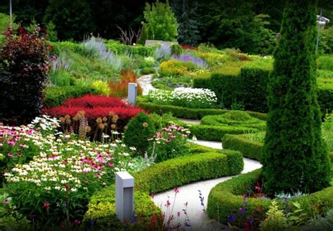 NATIONAL PUBLIC GARDENS DAY - May 9, 2025 - National Today