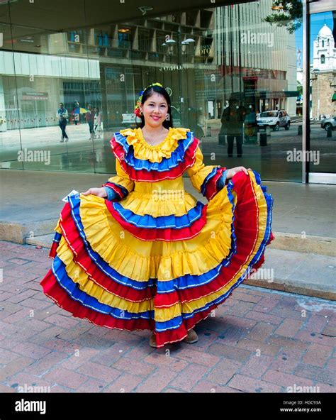 Traditional Colombian Dress – Fashion dresses