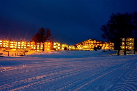 Michigan Lodging - Top Northern Michigan Golf and Ski Resort : Shanty ...