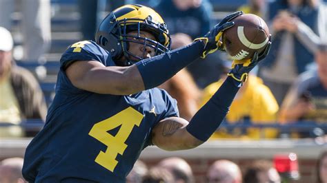 Wide Receiver Nico Collins Makes Big Impression With Blistering 40 Time at Michigan Pro Day ...