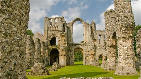 castle+ruins | HD Ancient Castle Ruins Wallpaper | Castle Ruins ...