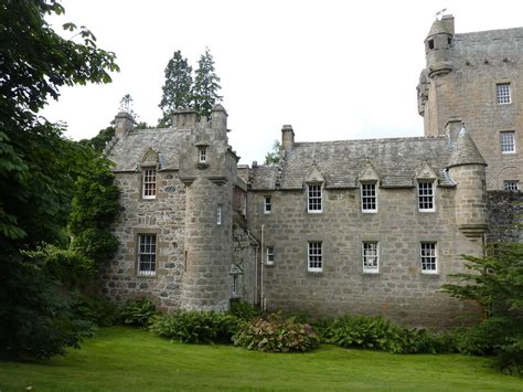 Hills of the North, Rejoice!: Summer at Cawdor Castle - 1