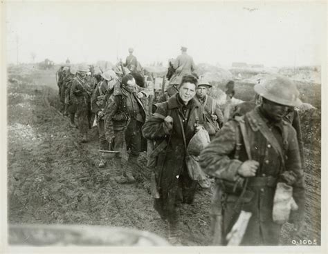 Battles and Fighting Photographs - Canadian Troops Return from Trenches ...