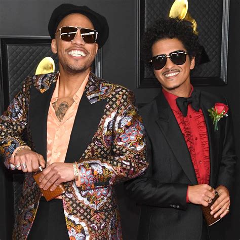 Bruno Mars and Anderson .Paak Prove the Grammys Are More Fun With Flasks