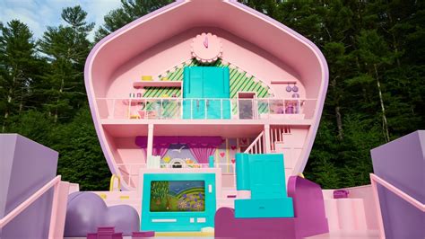 Life-size Polly Pocket house on Airbnb: How to rent, photos, video ...