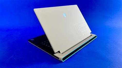 Alienware x15 R2 Review: A Lean and Hot Gaming Laptop - CNET