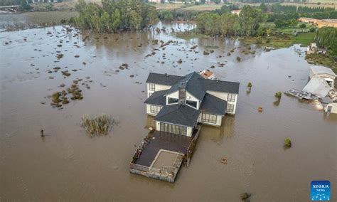 Flood hits South Africa after heavy rainfall - Global Times