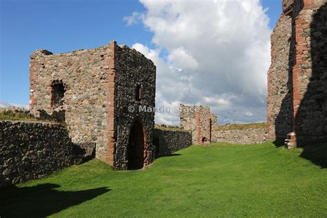 Martin Grace Photography | Piel Castle wall and outer bailey tower ...