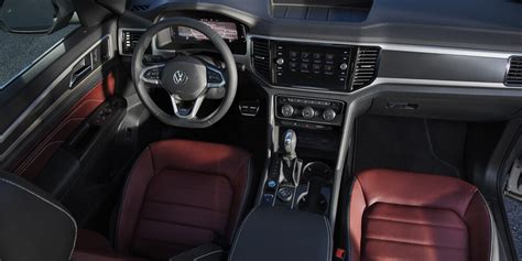 2023 Volkswagen Atlas Interior | Aristocrat Motors Topeka