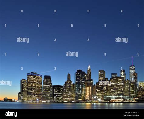 A night view of Lower Manhattan skyline Stock Photo - Alamy