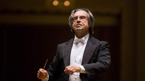 Riccardo Muti conducts Beethoven's Symphony No. 9 — With the Vienna ...