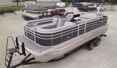 Bennington Pontoon Boats For Sale | Cook's Boats & Motors