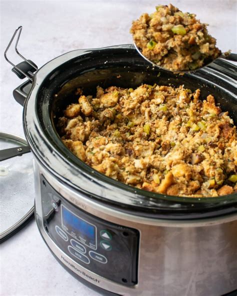 Slow Cooker Thanksgiving Stuffing | Blue Jean Chef - Meredith Laurence