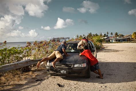 Pacific_Nauru_10_09.jpg | Matthieu Paley